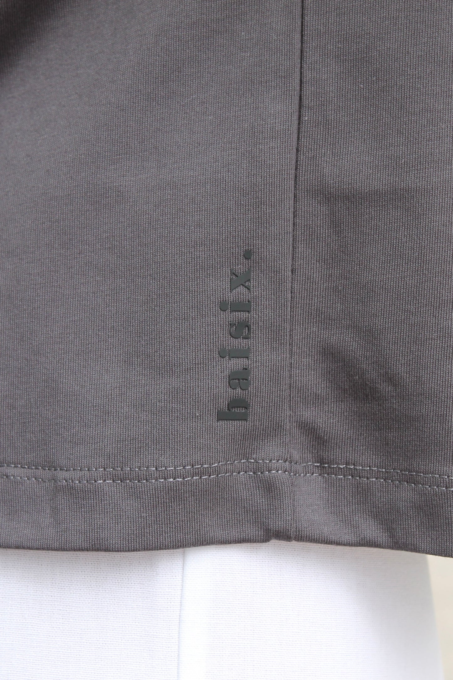 Noah Tee - Charcoal