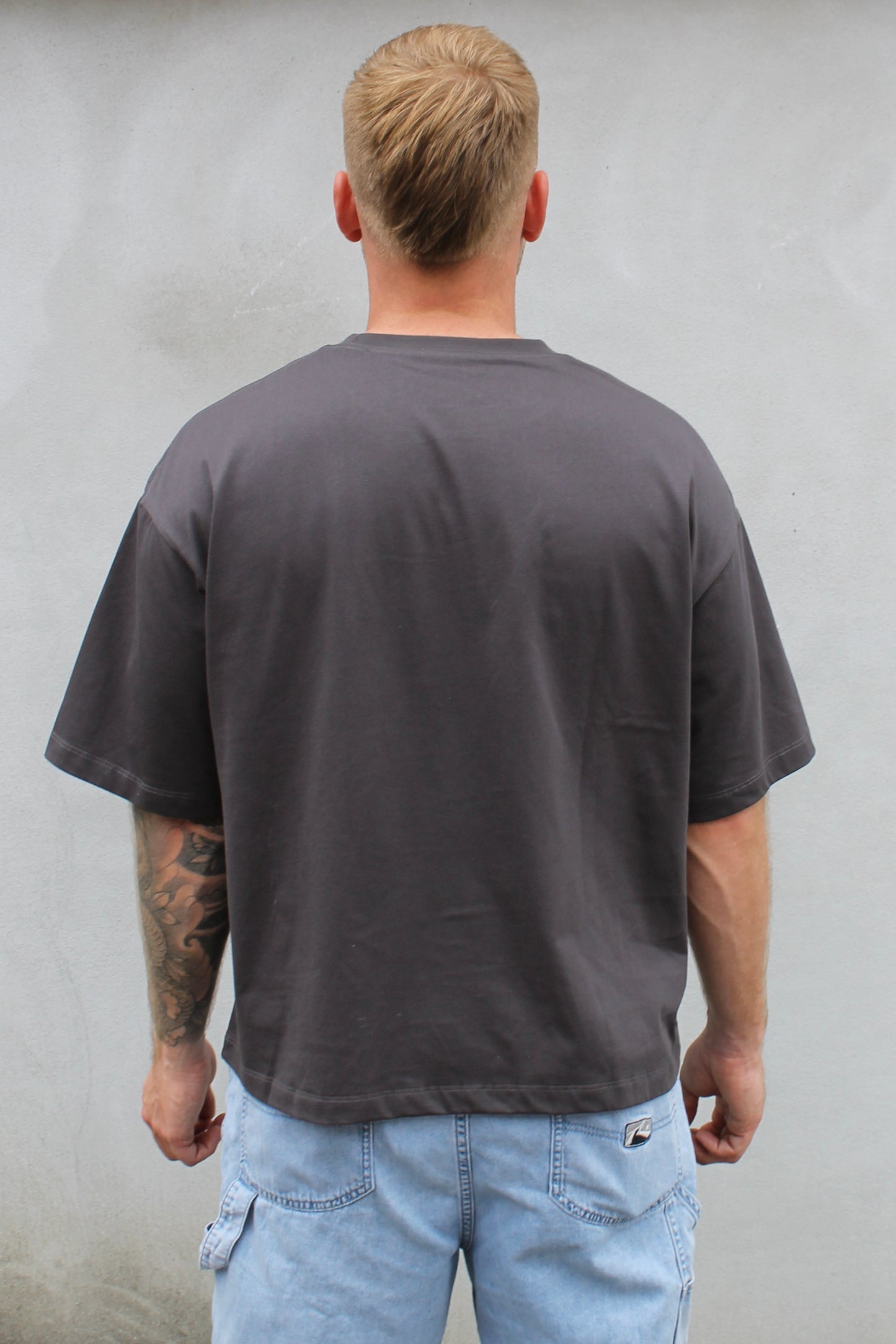Noah Tee - Charcoal